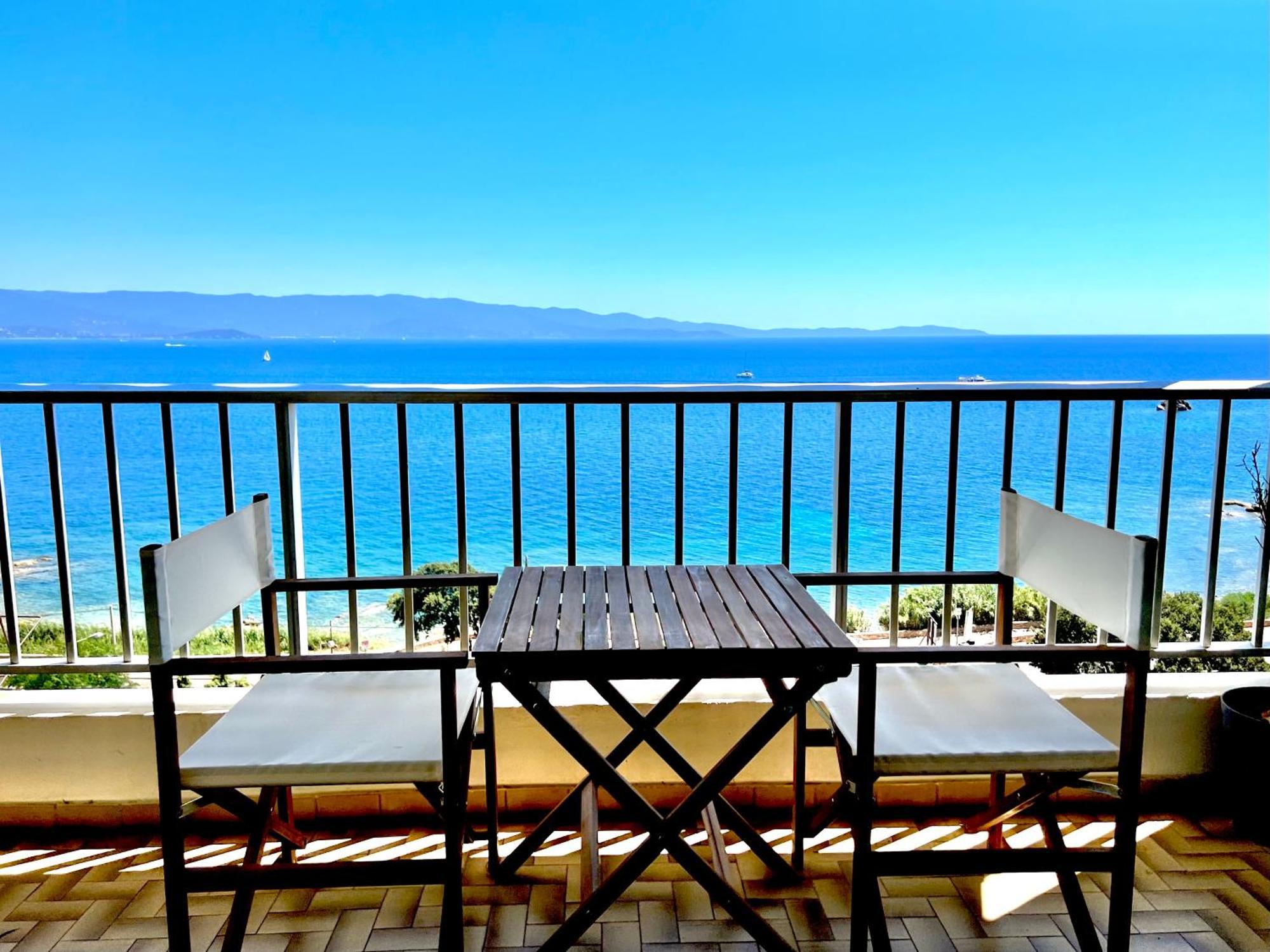 Appartement Avec Magnifique Vue Mer Ajaccio  Eksteriør billede